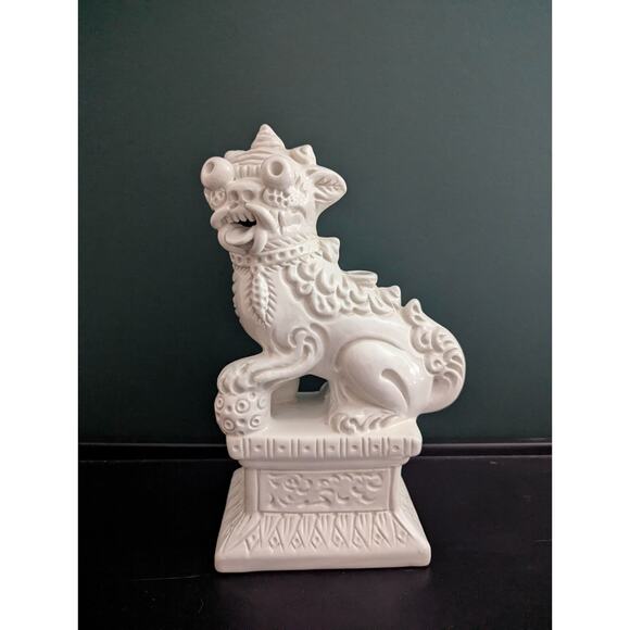 Vintage Italy Ceramic Blanc de Chine Foo Dog! - Picture 3 of 12